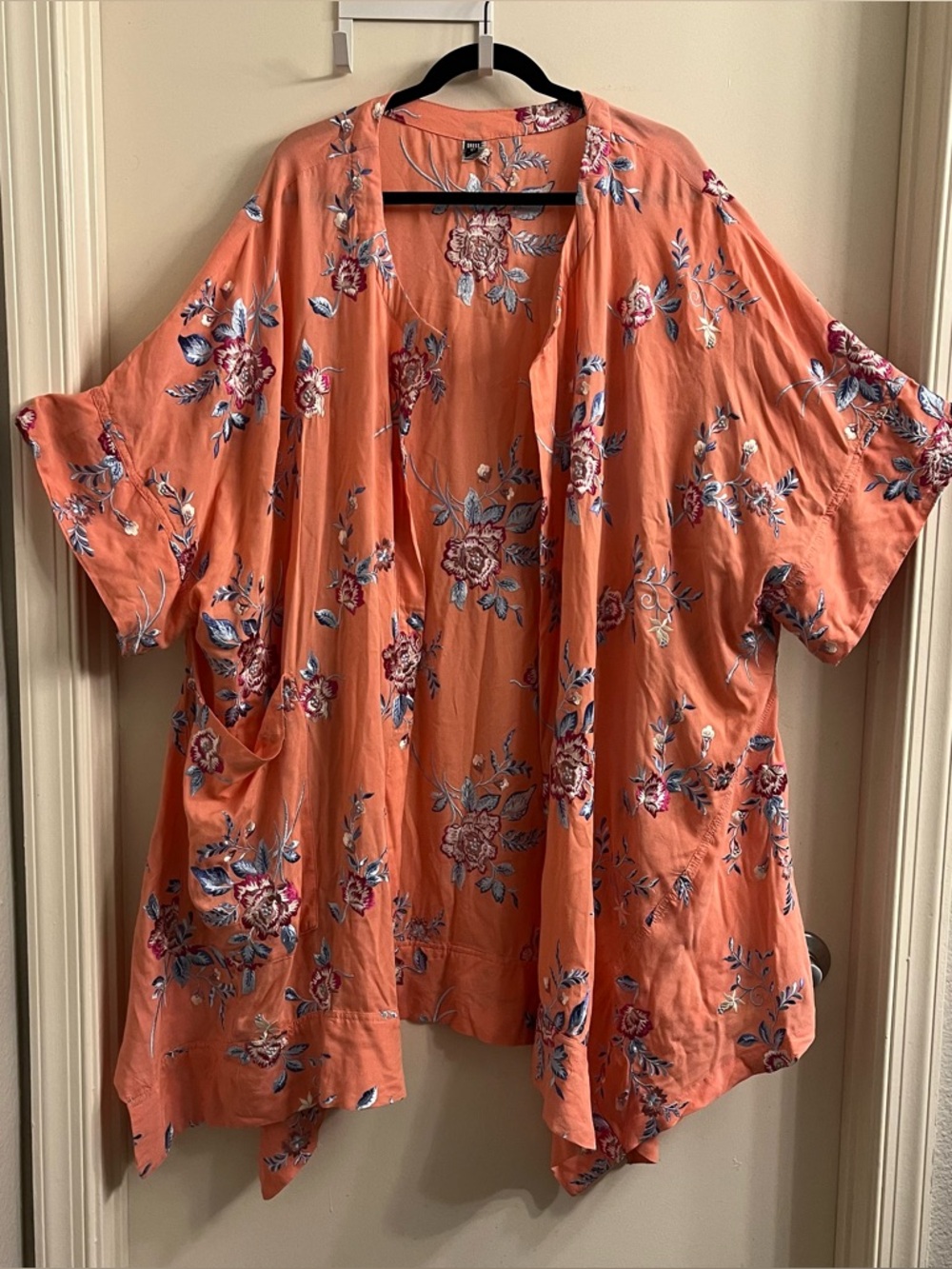 Dress To Kill Floral Embroidered Boho Kimono